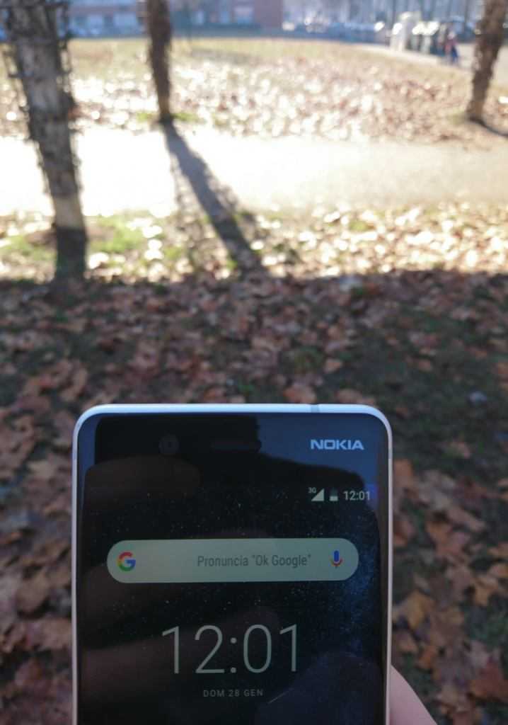 Recensione Nokia 5: smartphone concreto che non riesce a brillare