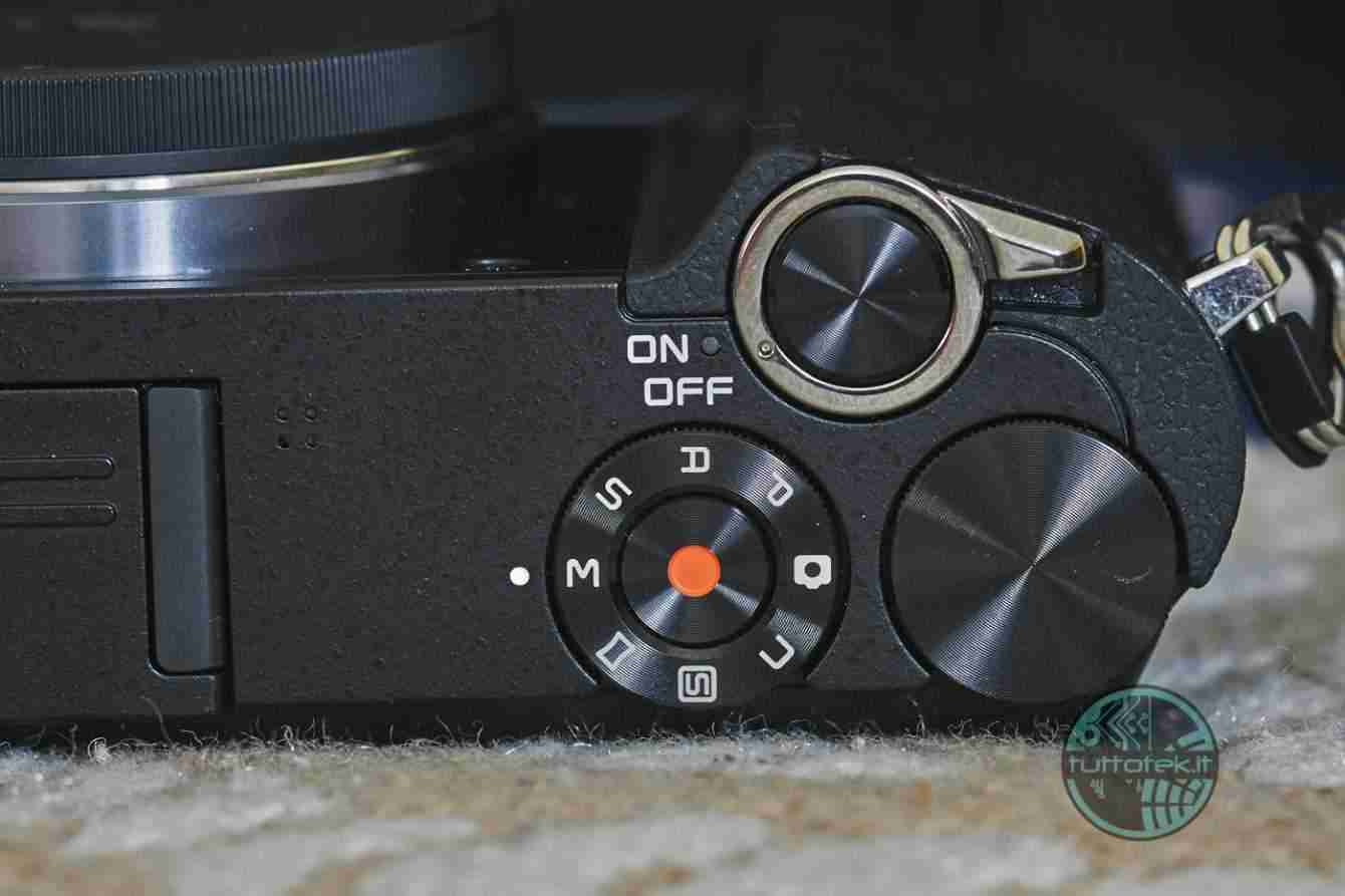 Recensione YI M1: la piccola mirrorless che stupisce