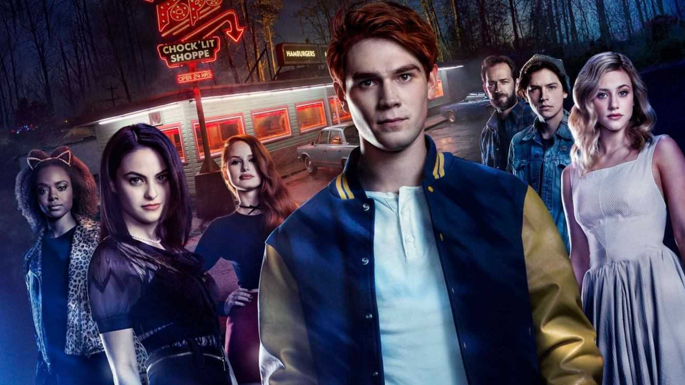Recensione Riverdale: il teen drama col morto