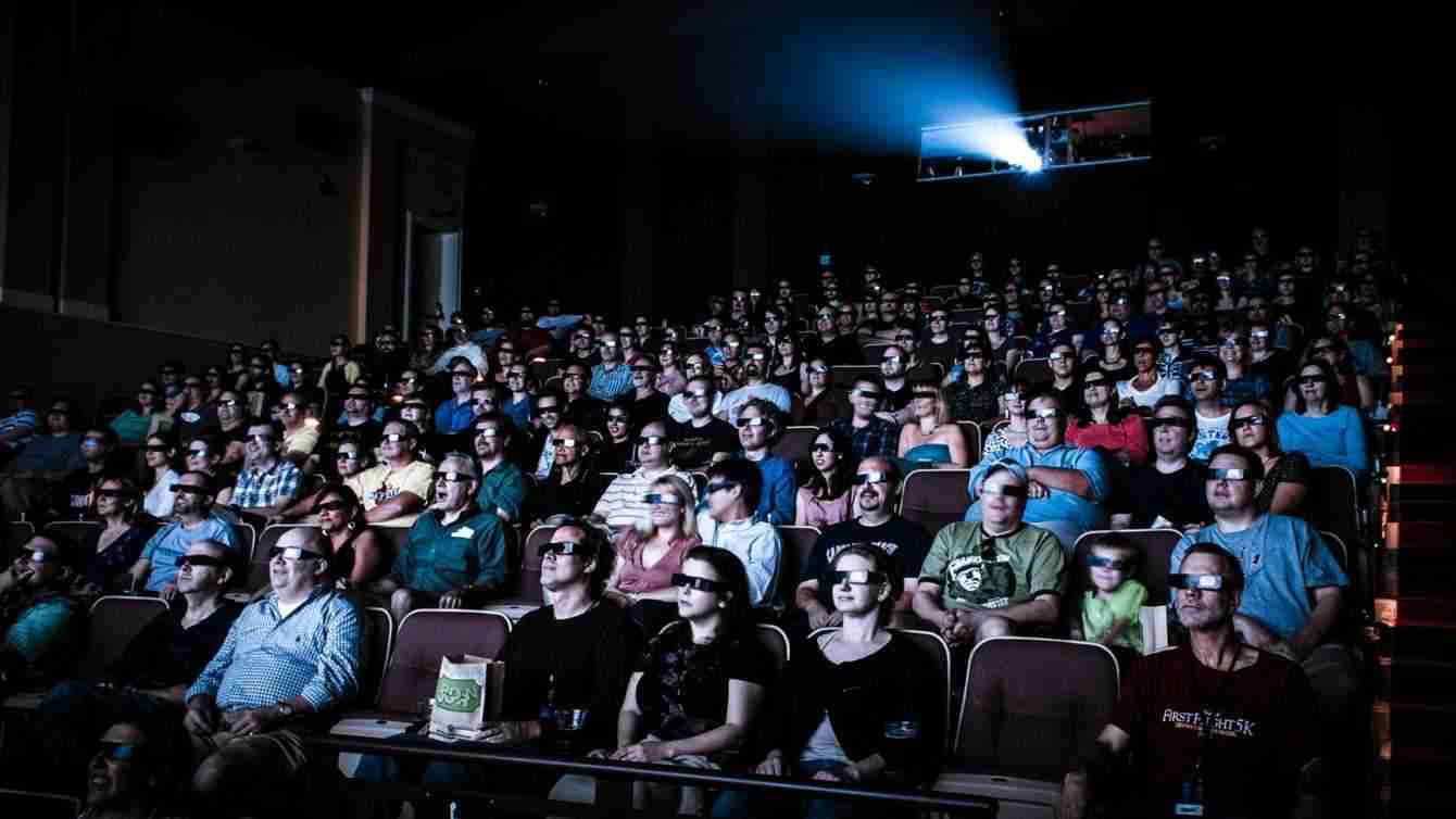 Il cinema è troppo caro oppure no? | Parliamone