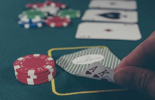 Il gioco del blackjack: come si diffonde e si gioca oggi