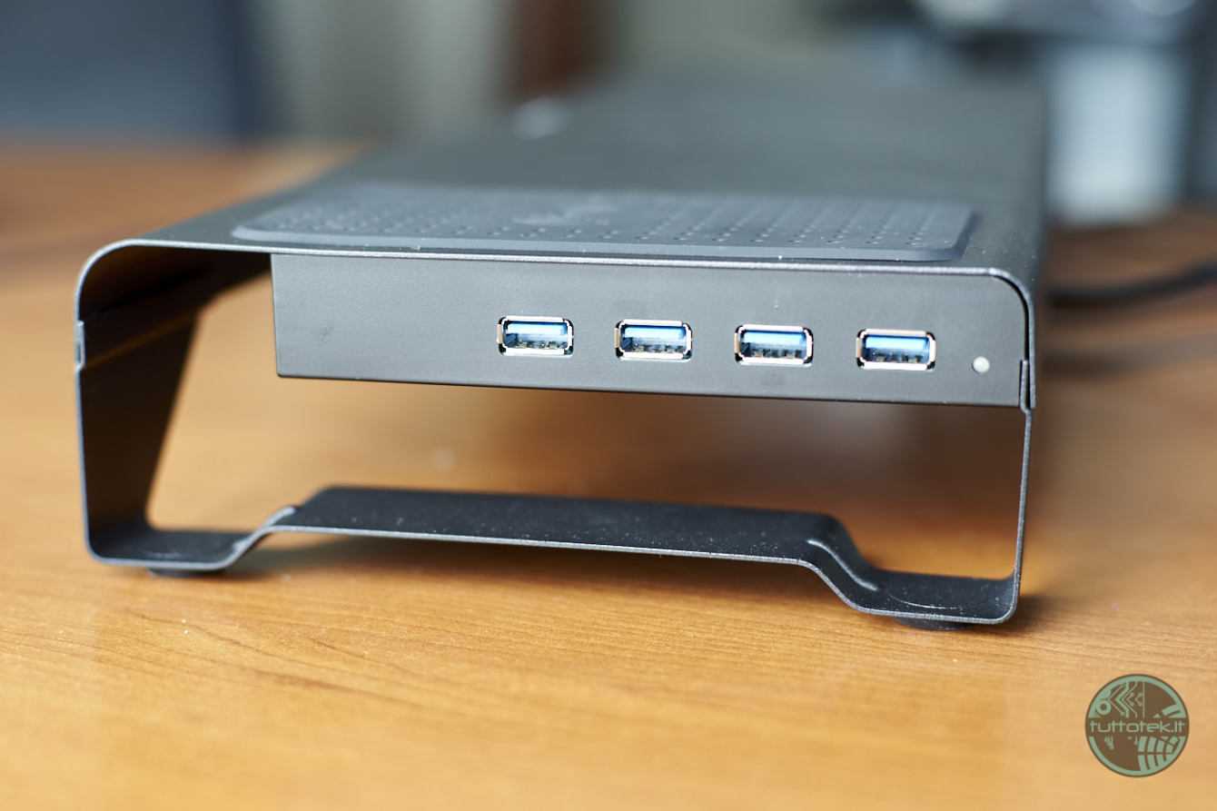 Recensione Sharkoon Monitor Stand POWER: lo stand perfetto?