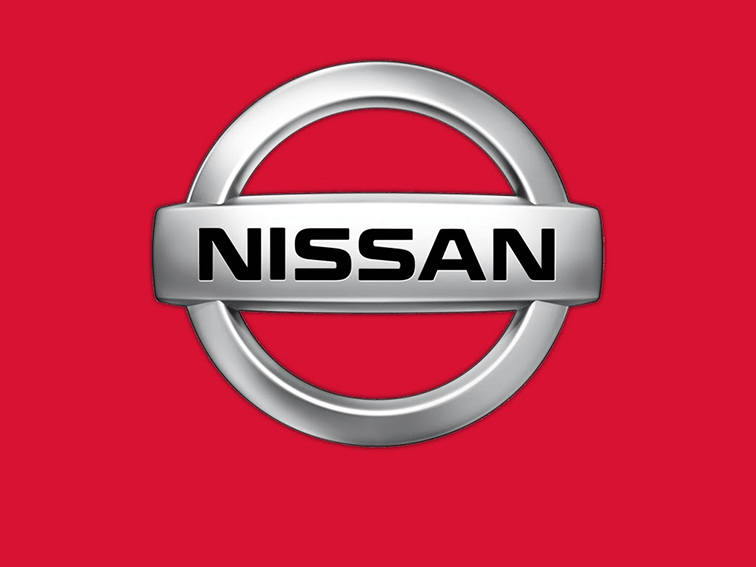 Nissan: entro il 2030 produrrà solo auto elettriche in Europa