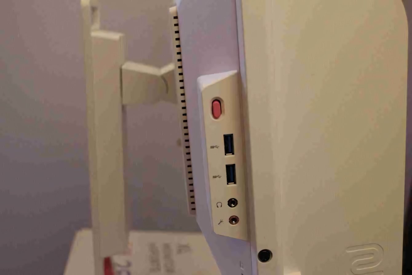 Recensione BenQ ZOWIE XL2546: un monitor per veri gamer