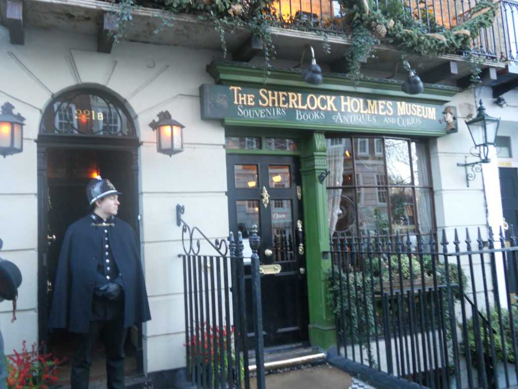 Sherlock, le curiosità sulla serie TV che forse ti erano sfuggite