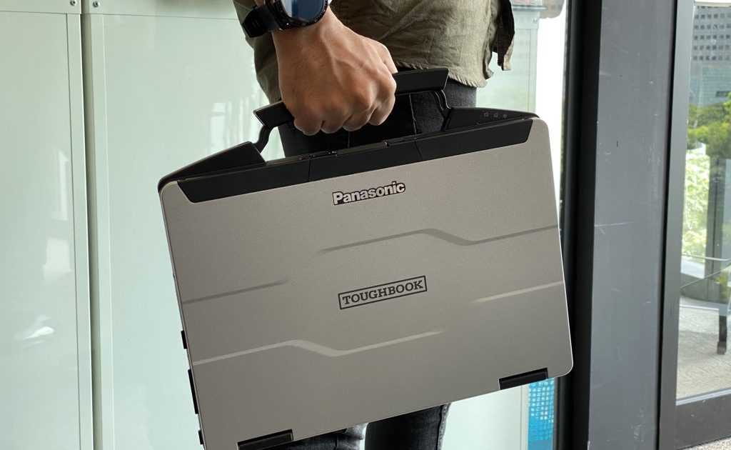Panasonic Toughbook 55: tra i notebook semi-rugged più sicuri