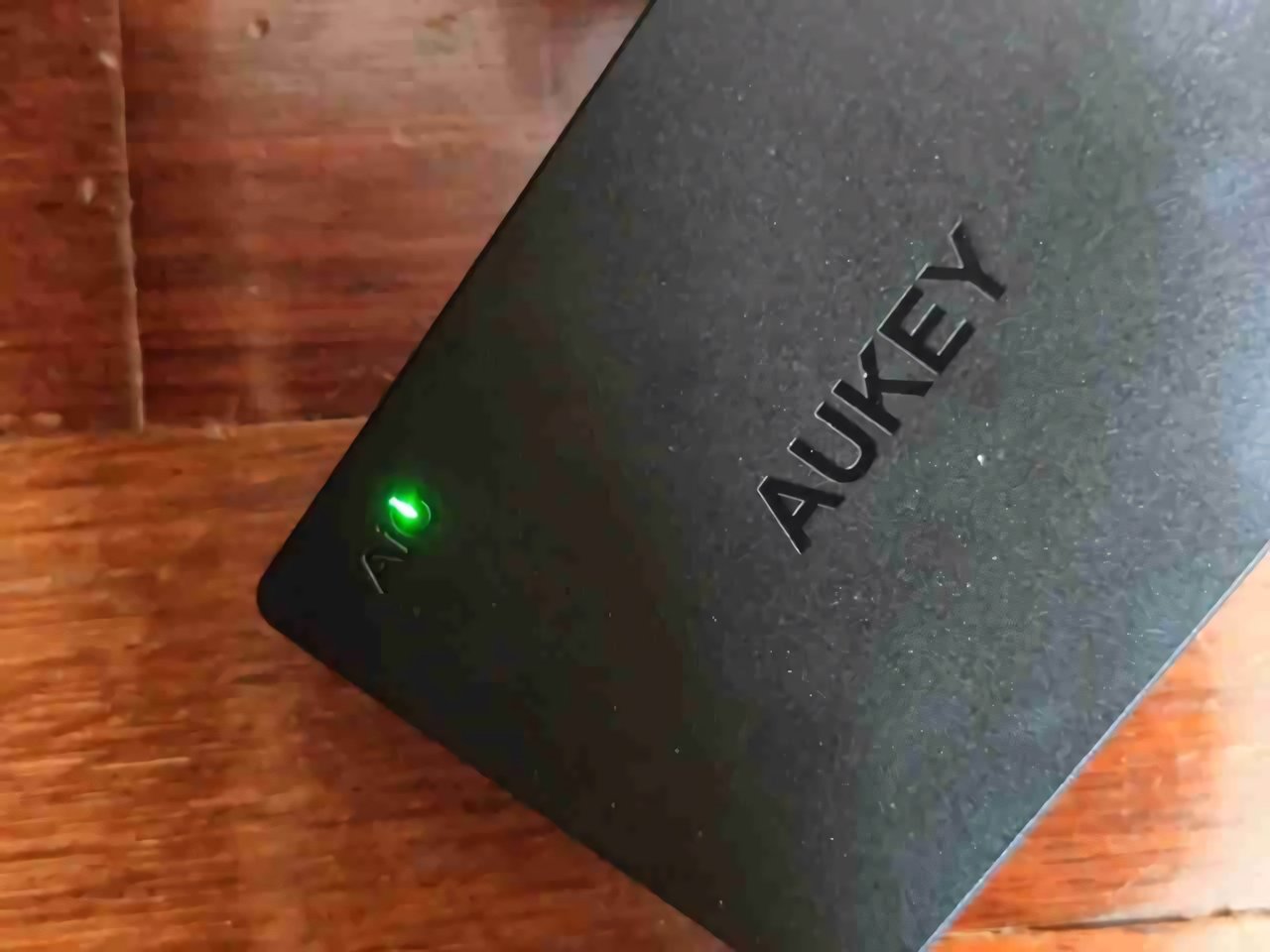 Recensione AUKEY PA-T11: la stazione di ricarica con ben 6 porte
