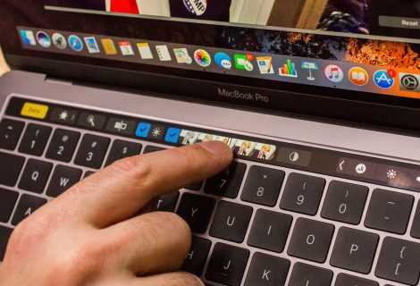 Mouse estraibile dalla tastiera dei MacBook: un nuovo brevetto Apple