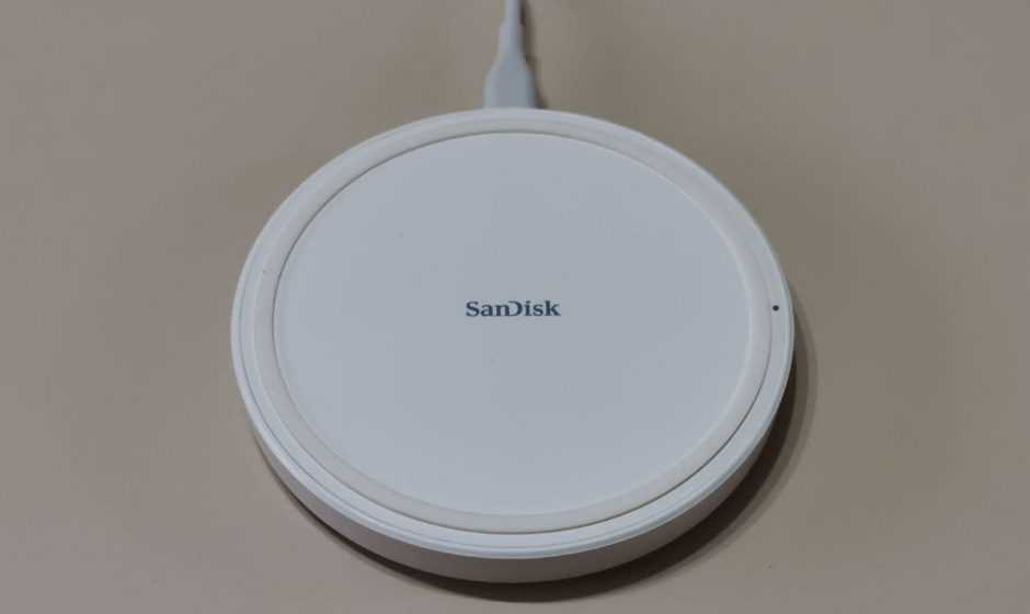 Recensione SanDisk Ixpand Wireless Charger: veloce e discreto