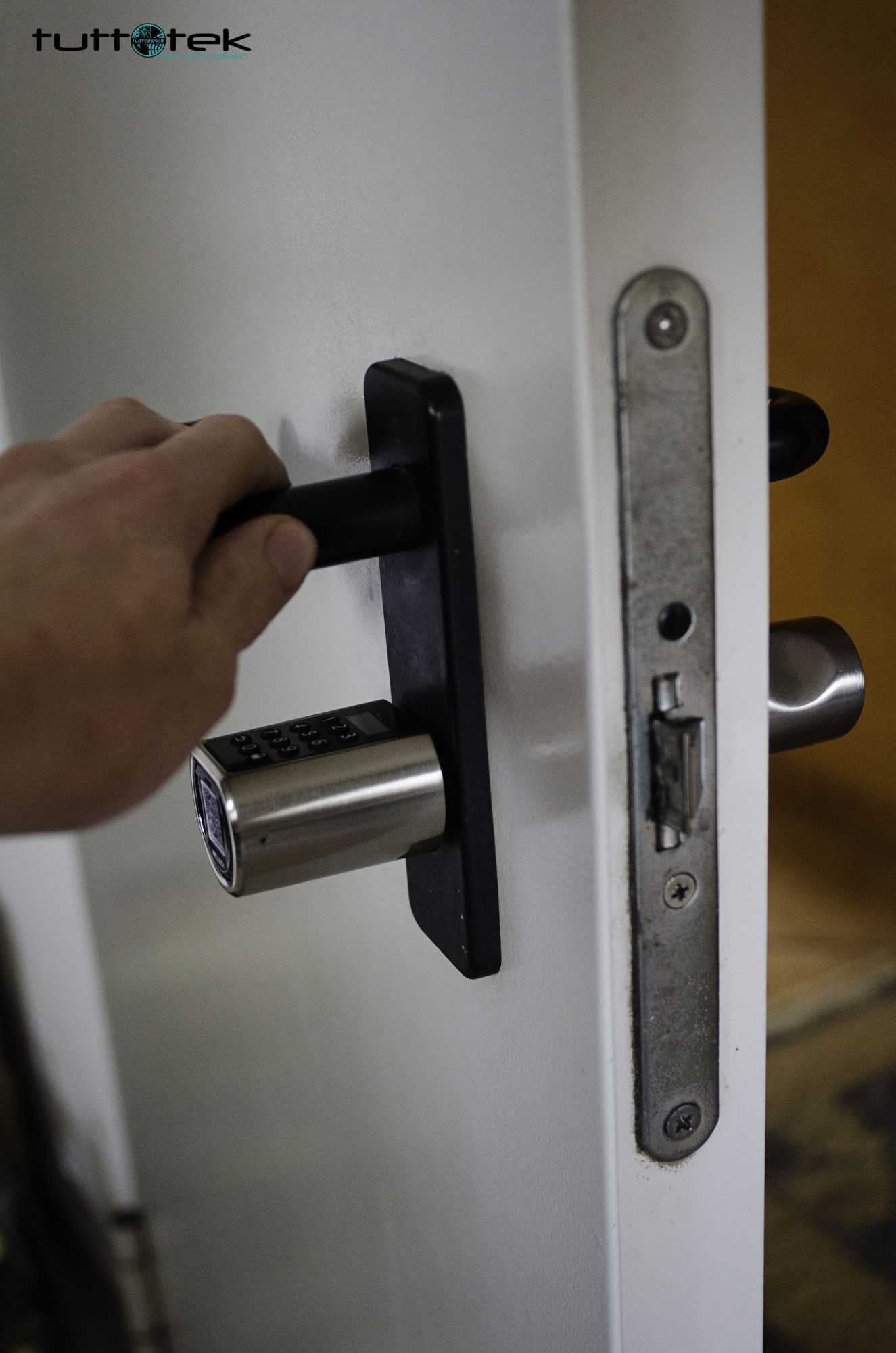 Recensione WE.LOCK Smart Door Lock: elevata sicurezza, ma...