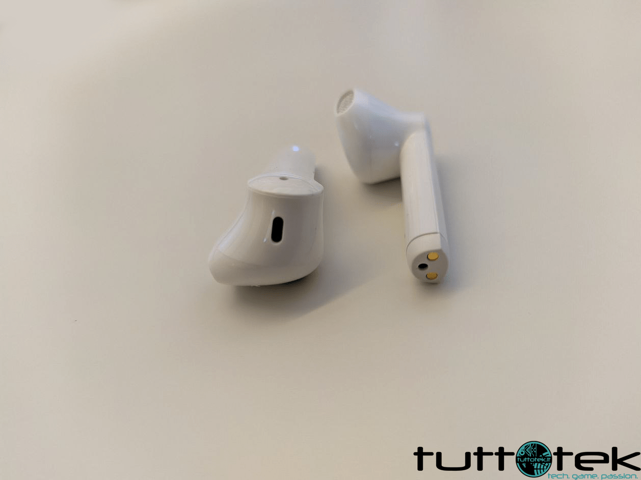 AQL Escape Review: The Cheap Alternative to AirPods?