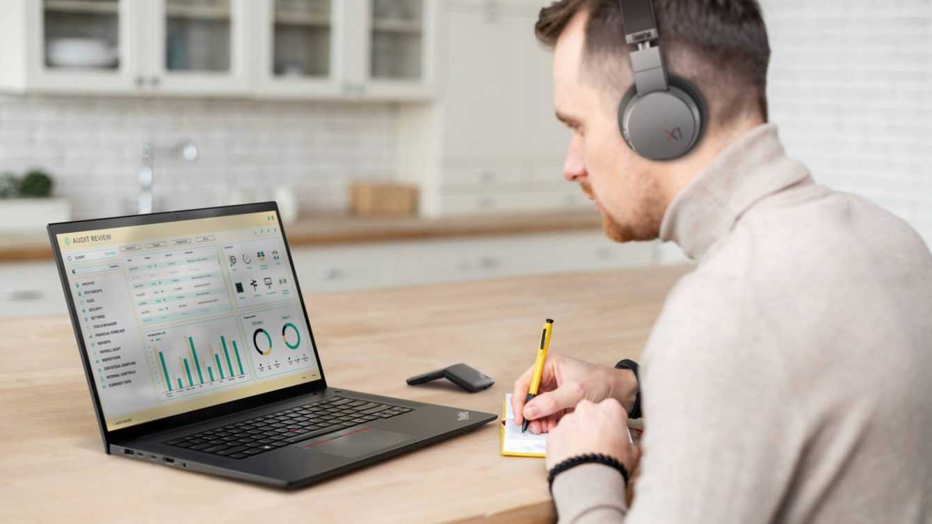 Lenovo ThinkPad and ThinkVision: 360 ° productivity