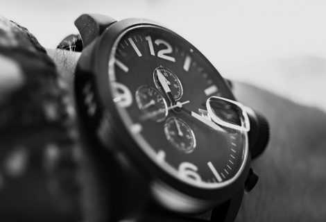 Orologi per uomini: cosa scegliere tra cronografi, analogici, digitali o smartwatch?