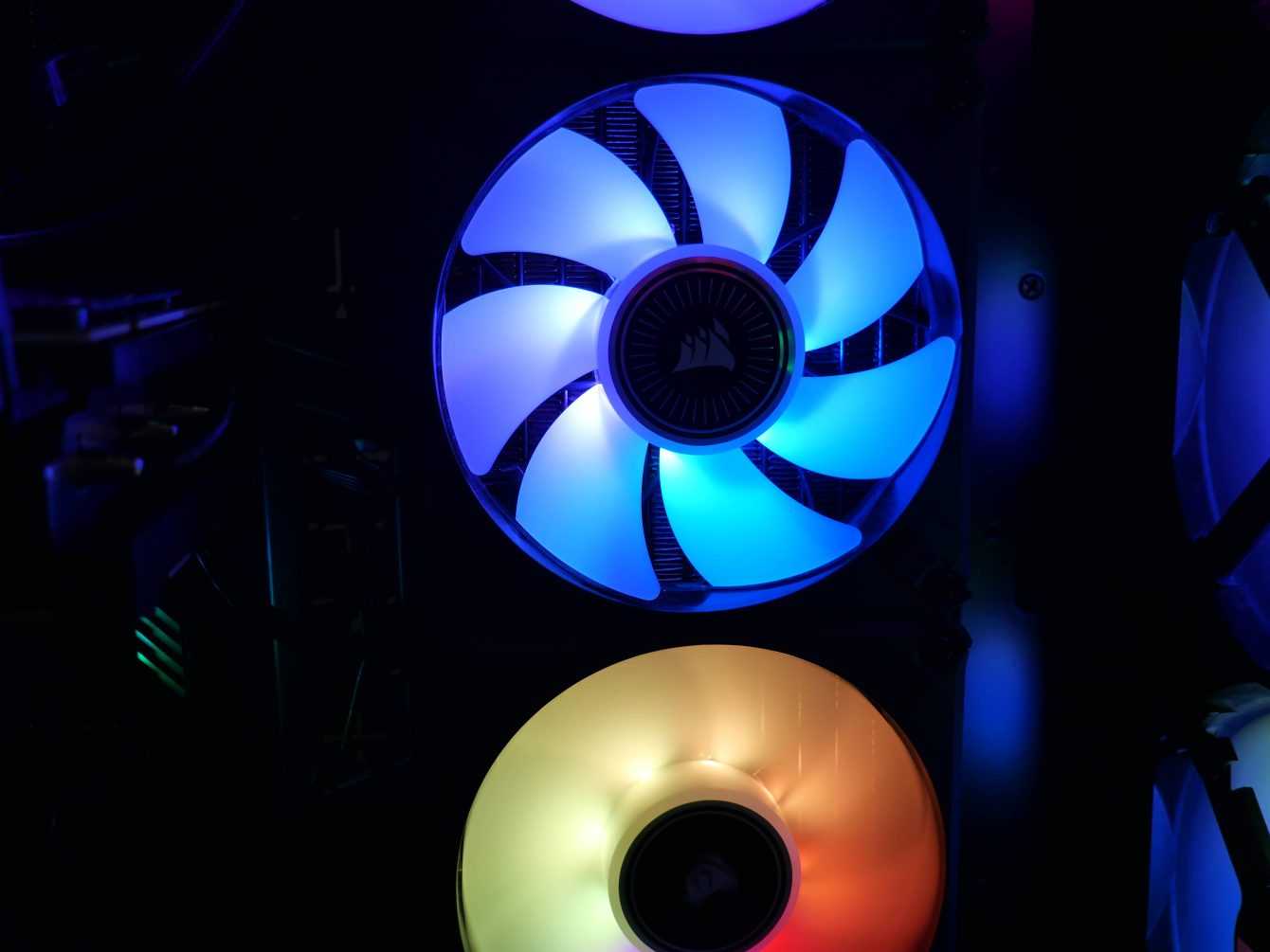 Corsair H150i ELITE LCD Review: The first Corsair cooler with an LCD screen
