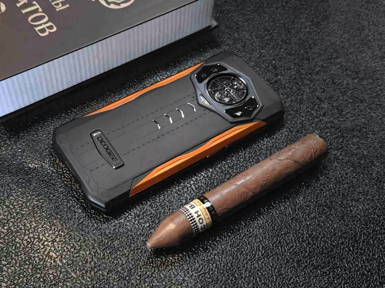 Doogee S98: fotocamera con visione notturna e doppio schermo
