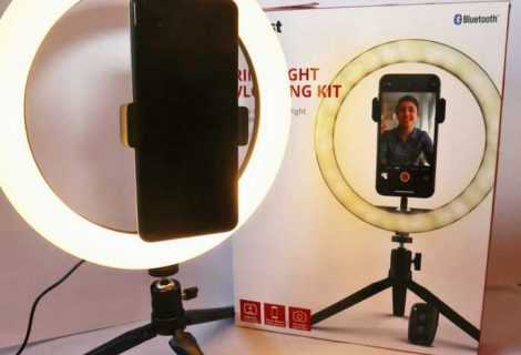 Recensione Trust Maku Ring Light vlogging kit: pronti per diventare delle star?