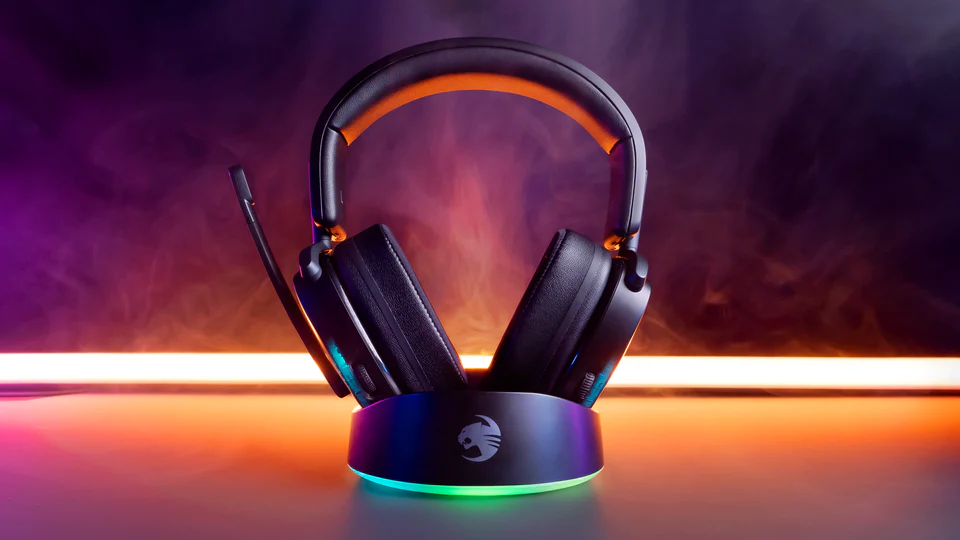 ROCCAT: ecco la tastiera Vulcan II MAX e le cuffie Syn MAX Air