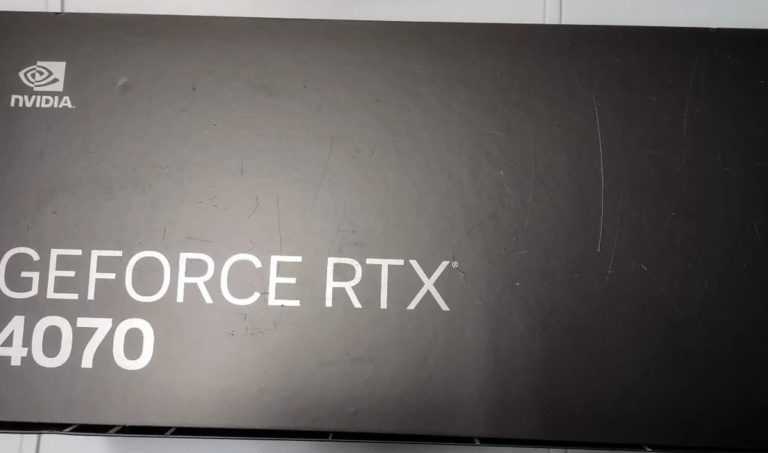 Nvidia RTX 4070: condivise foto esclusive della scatola