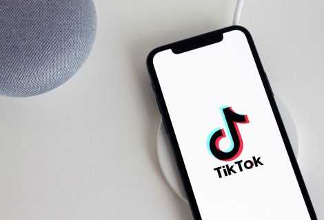 Comprare views TikTok italiane: i migliori siti | Febbraio 2024