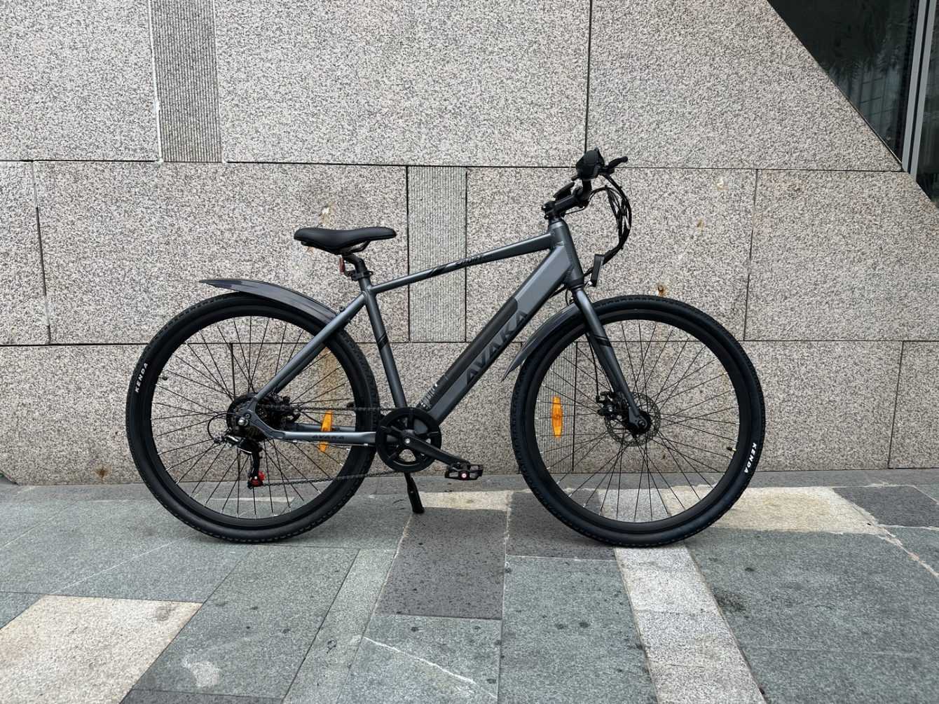 AVAKA R3: bici elettrica per muoversi in città