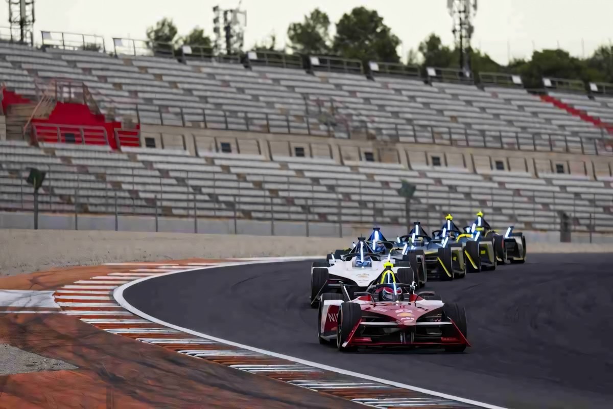 Team Nissan di Formula E: tutto pronto per l'inizio della stagione 10