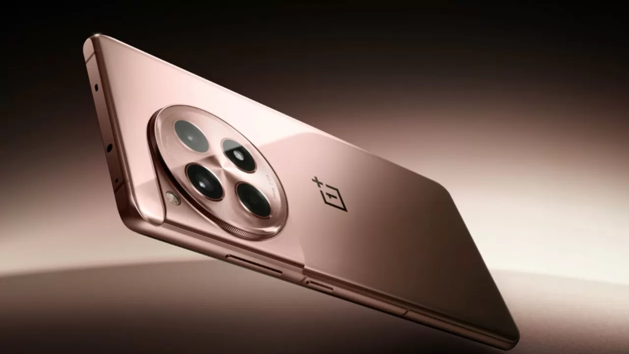 OnePlus Ace 3 Pro: rivoluzione nell'autonomia e non solo