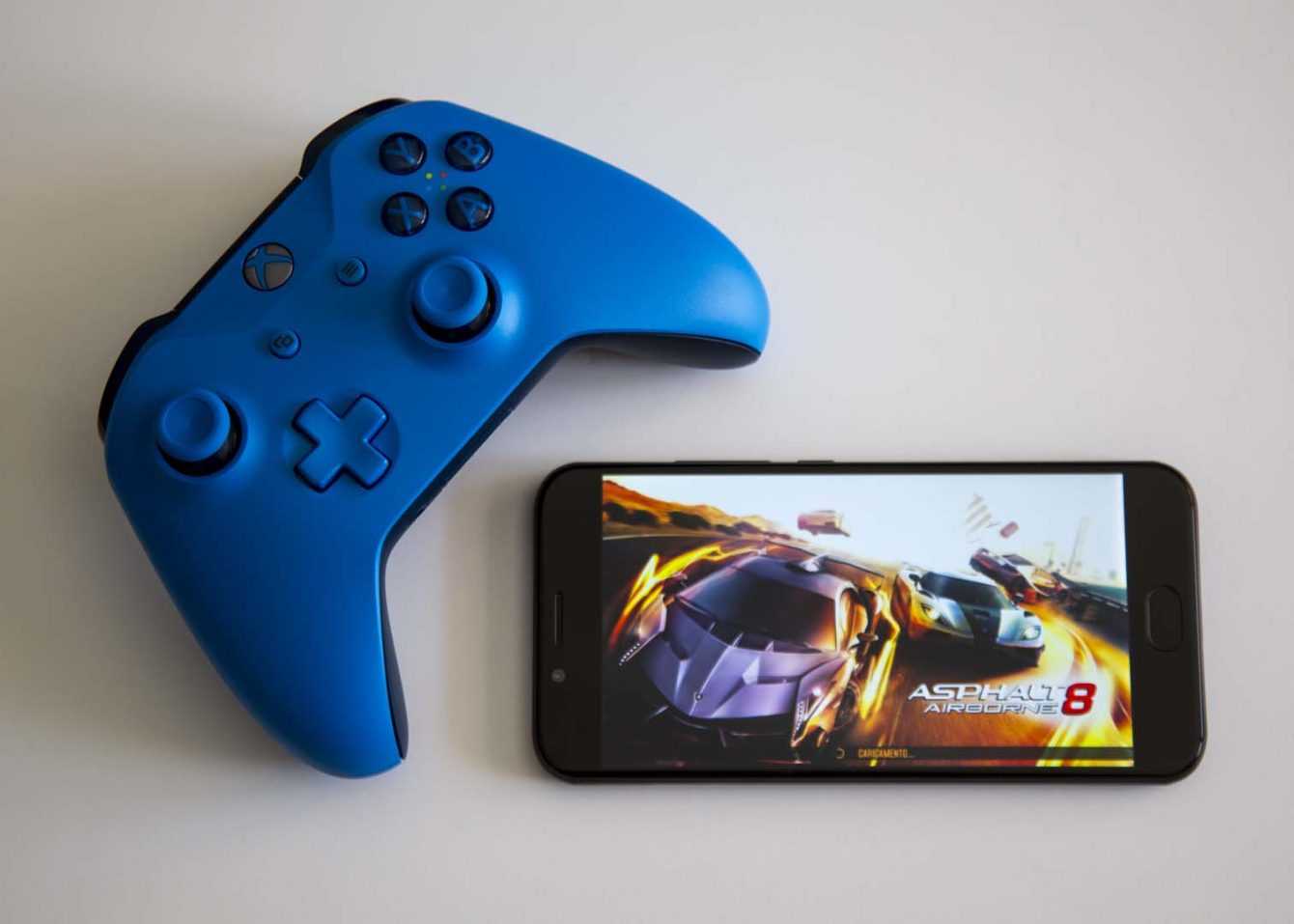 Come collegare il controller Xbox al telefono per il mobile game