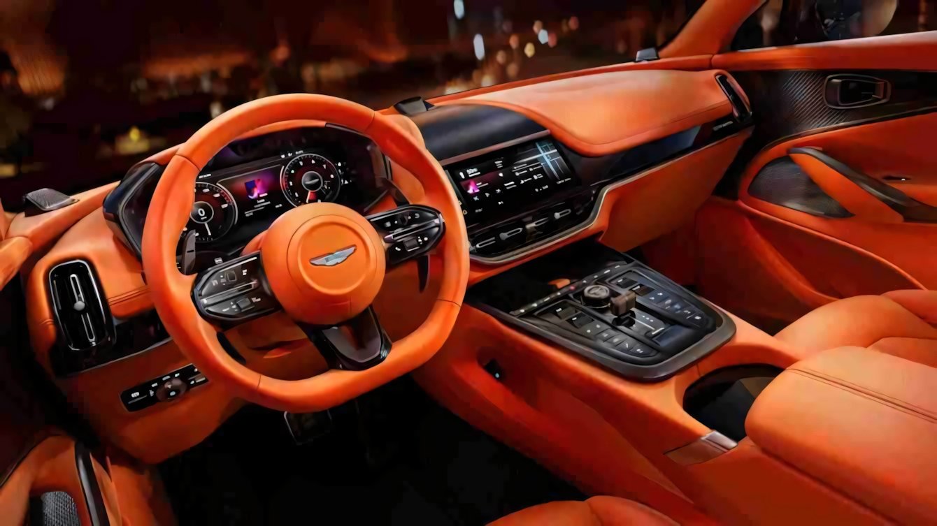 Aston Martin DBX707 si rinnova per il 2024: tutte le novità