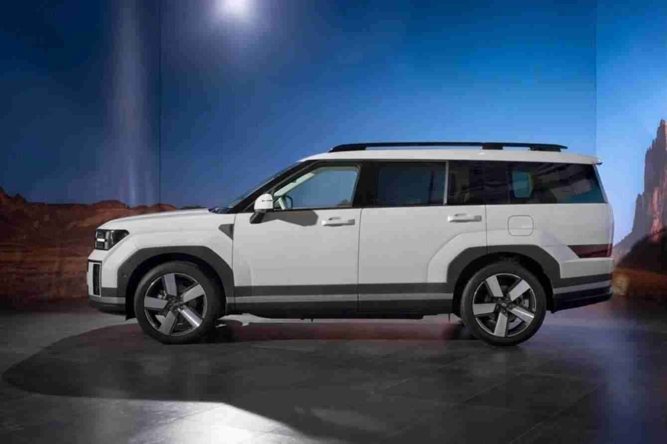 Hyundai Santa Fe 2024: attesa in estate, gli ordini partiranno a breve