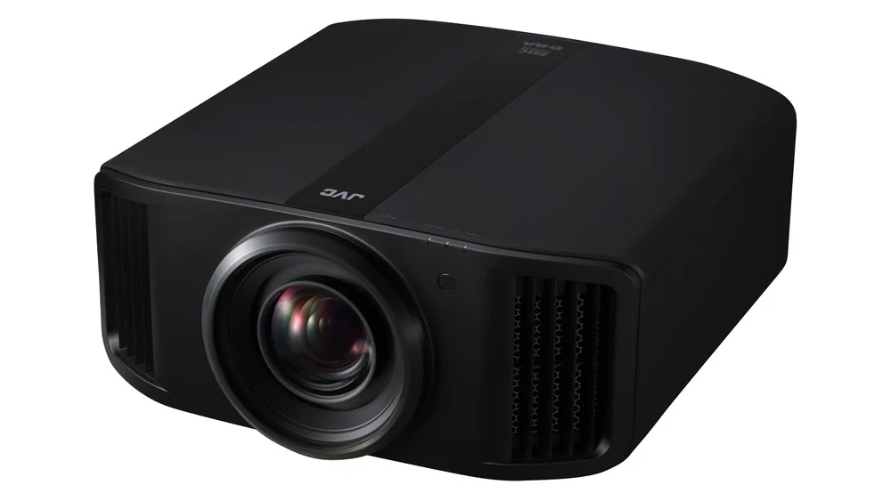 JVC introduce quattro nuovi modelli di proiettori D-ILA