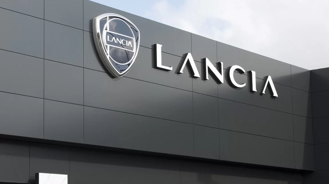 Lancia: nuovi showroom in Francia e Spagna per la rinascita