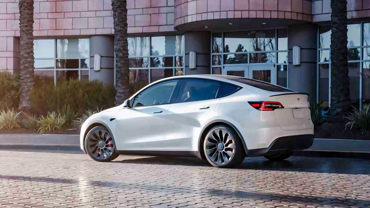 Tesla: la produzione di Model Y in Cina diminuisce