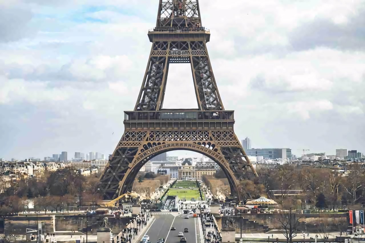 Visita alla Torre Eiffel: come scattare foto epiche