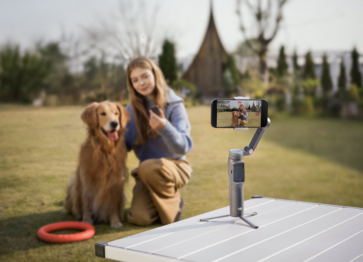 DJI presenta il nuovo gimbal per smartphone Osmo Mobile 8P