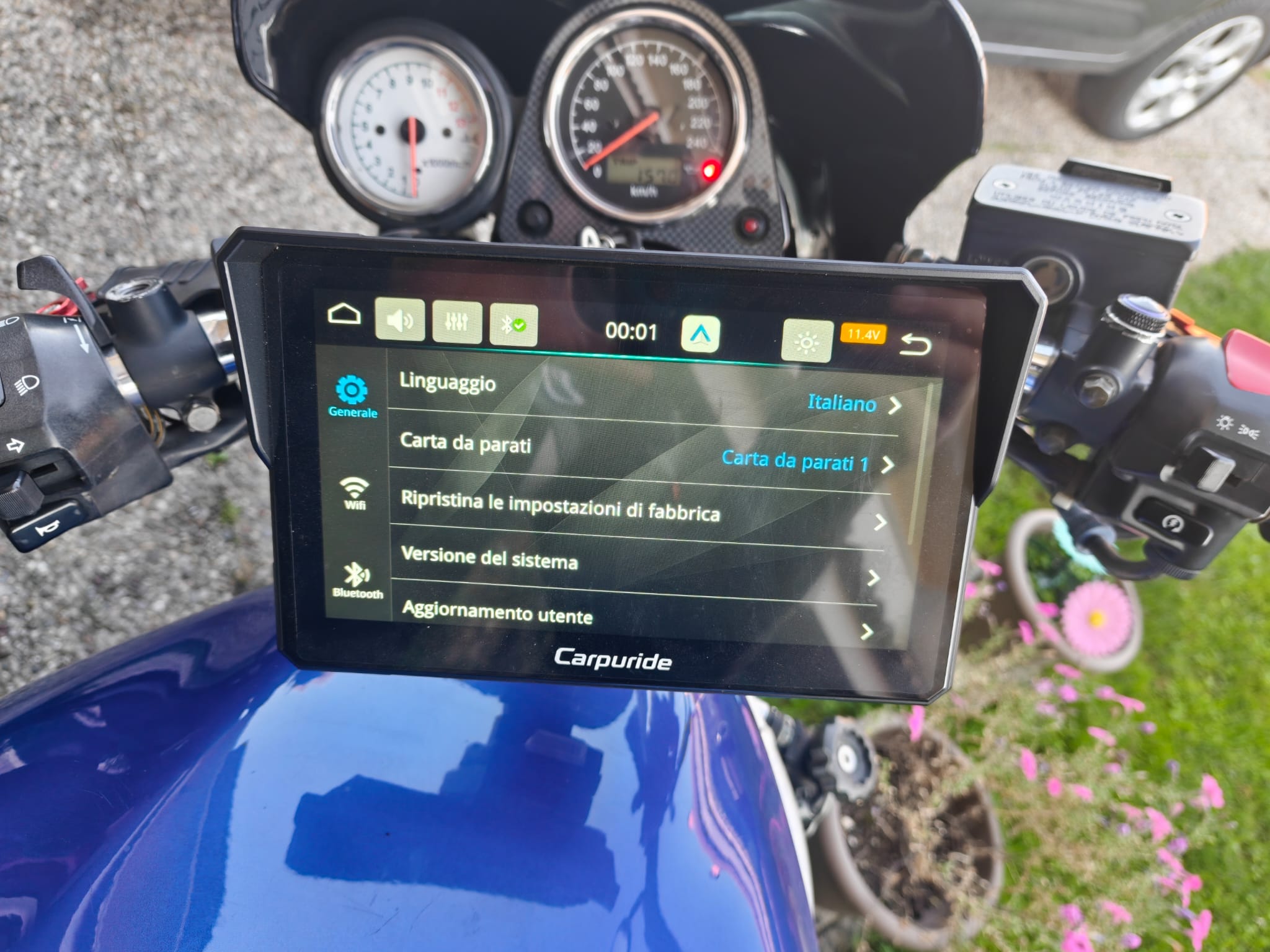 Recensione Carpuride 702RS Pro+TPMS: Android Auto, radar e pressione gomme direttamente sulla moto