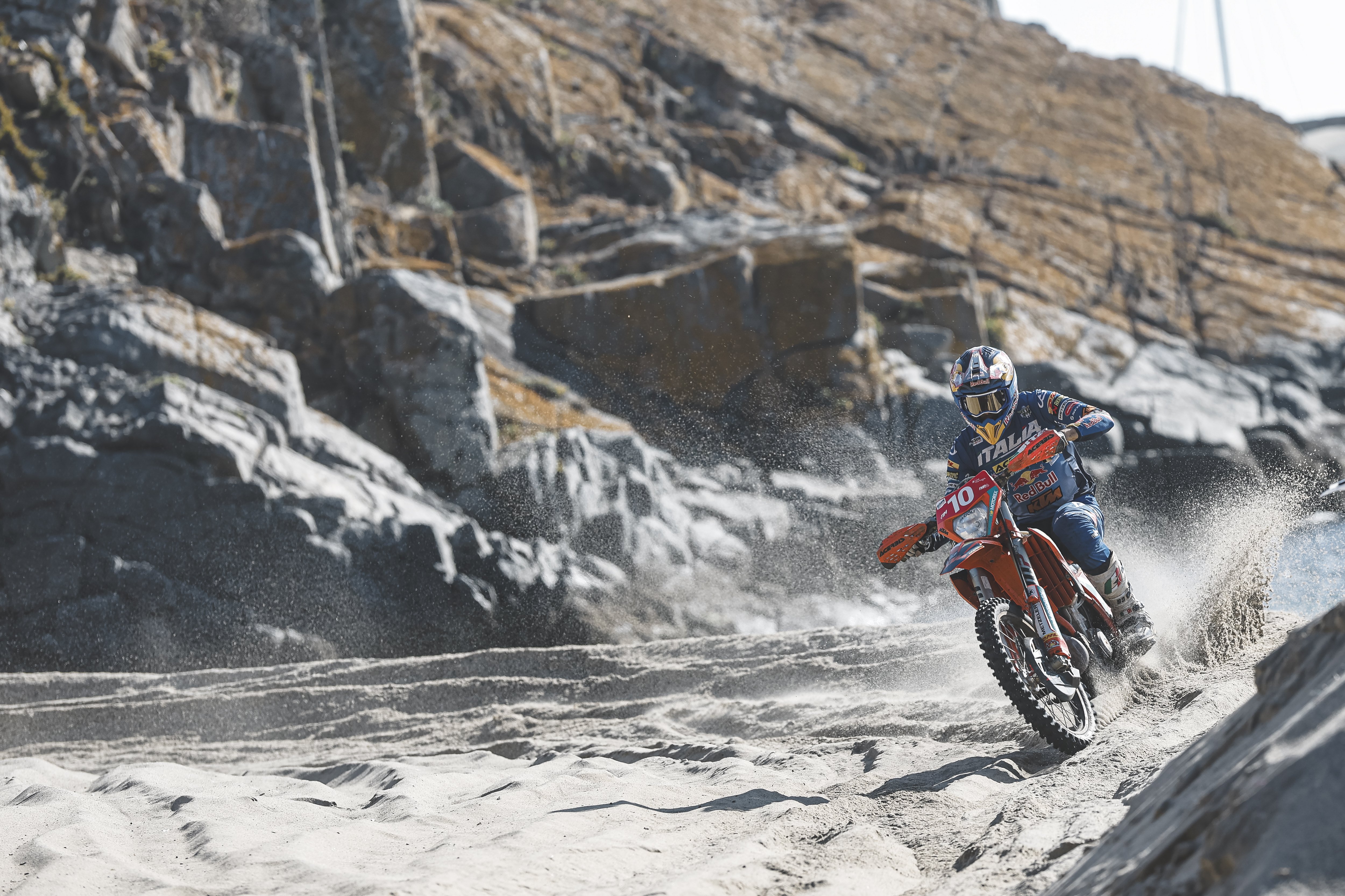 Metzeler trionfa alla 6DAYS FIM Enduro of Nations 2026