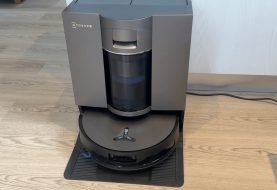 ECOVACS X11S omnicyclone su Amazon: il robot lavapavimenti da 30.000 Pa scende a 799€